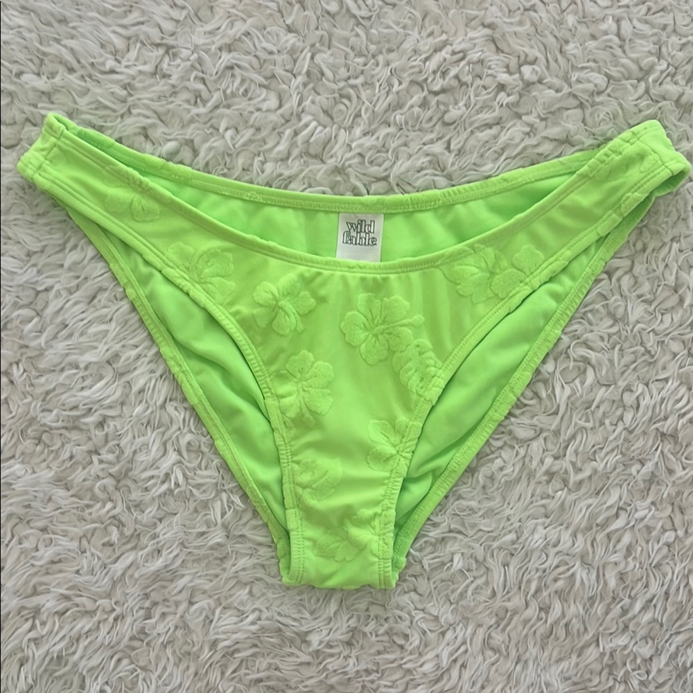 Wild Fable Bathing Suit Bottoms Bright Green Floral Soft Size Large Beach Ocean